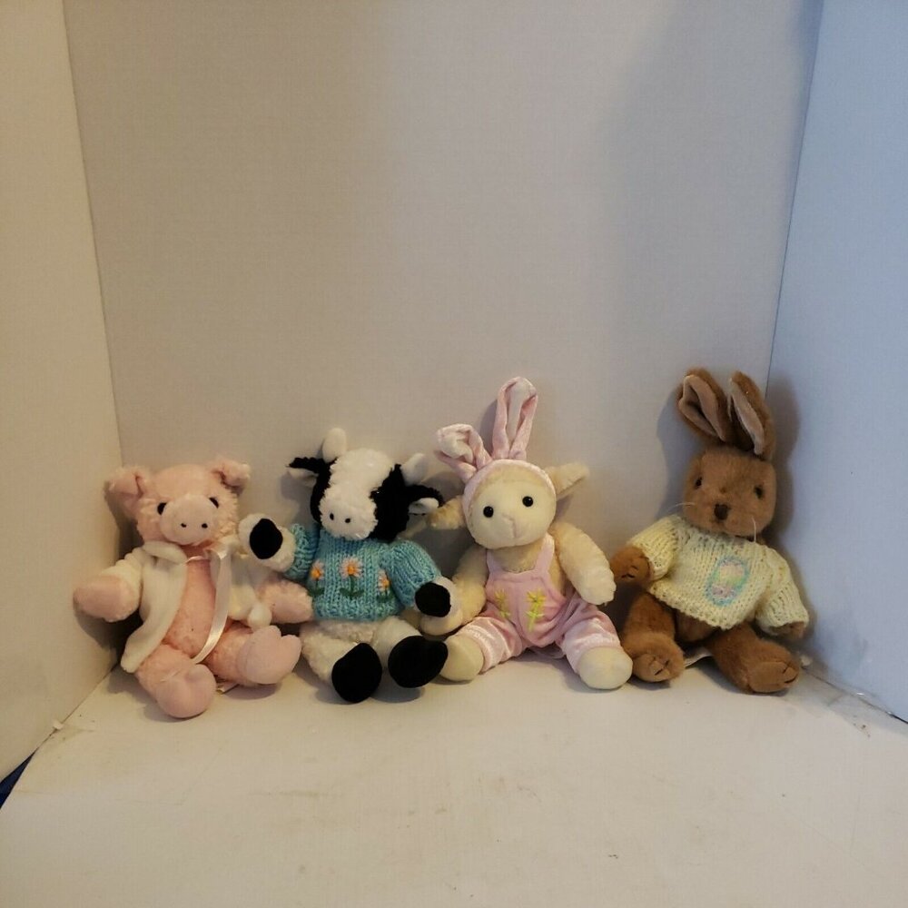 LOT OF 4 8"‎  chrisha playful PLUSH BLACK WHITE COW , PIG, LAMB & BUNNY EUC